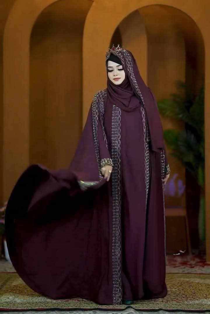 Sehzadi Abaya koti